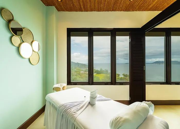360 Splendor 101a-ocean View Condo, Breakfast Included! Playa Flamingo